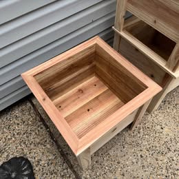 Handmade Cedar Planter Box 16" X 16" X 16"