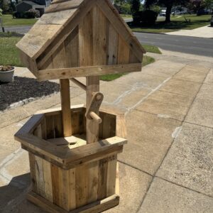 Wishing Well Planter